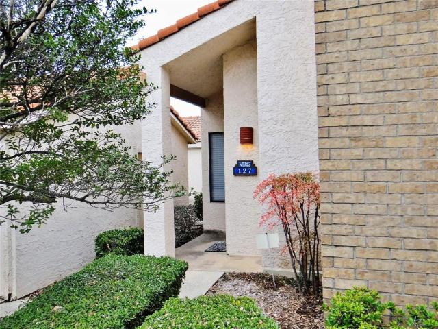 Townhouse for sale in Irving, Texas