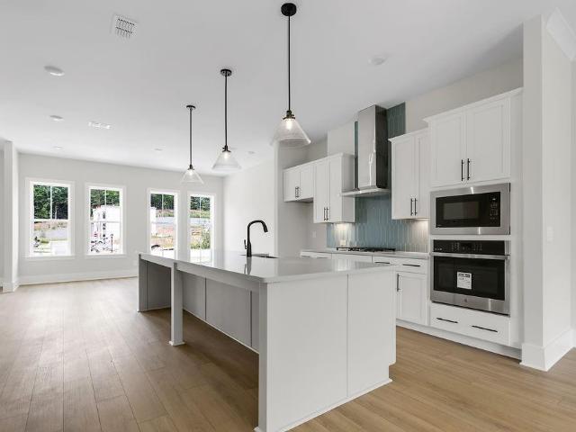 Townhouse for sale in Suwanee, Georgia