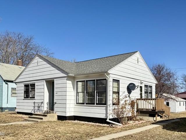 House for sale in Milbank, South Dakota