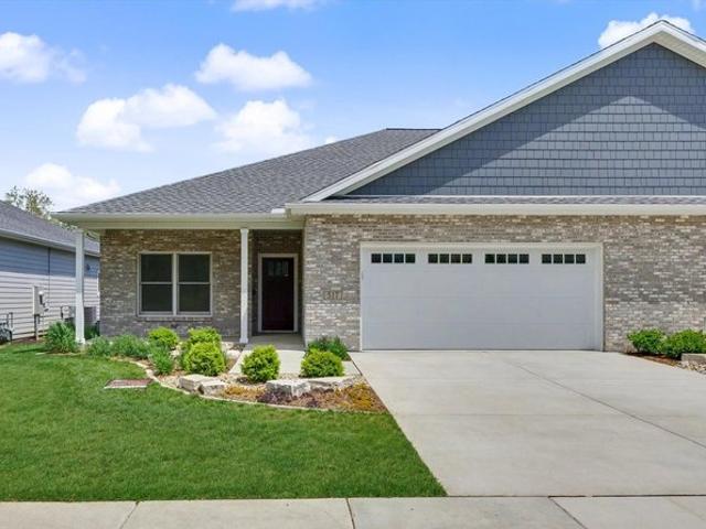Condo for sale in Fairbury, Illinois