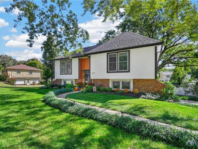 House for sale in Maplewood, Raymore