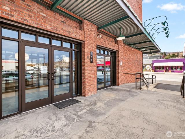 Commercial for sale in Wenatchee, Chelan County