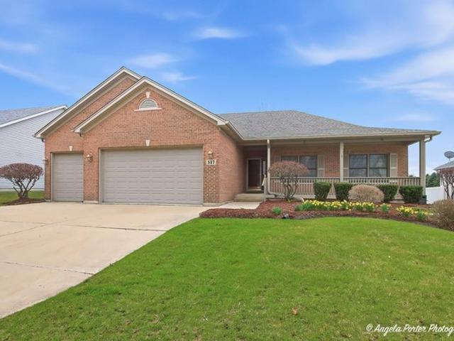 House for sale in Hampshire, Illinois