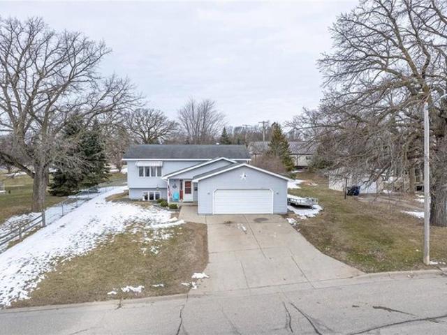 House for sale in Fergus Falls, Minnesota