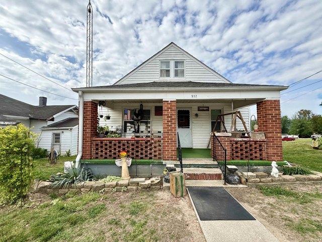 House for sale in Shoals, Indiana