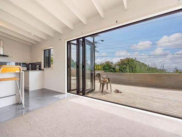 House for sale in Whangaparaoa