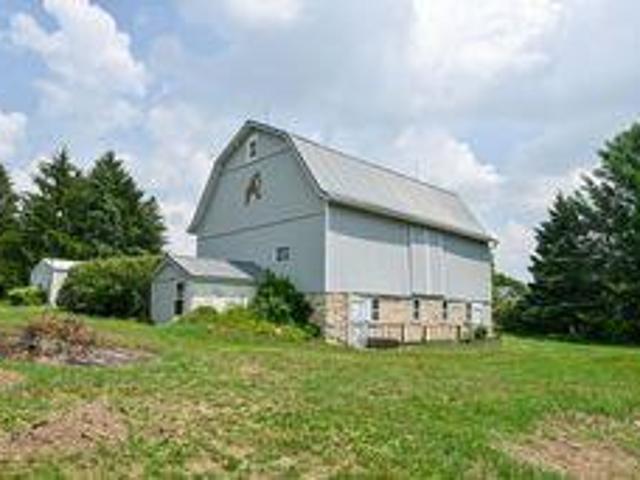 House for sale in Hubertus, Wisconsin