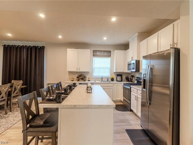 Townhouse for sale in Willoughby, Ohio