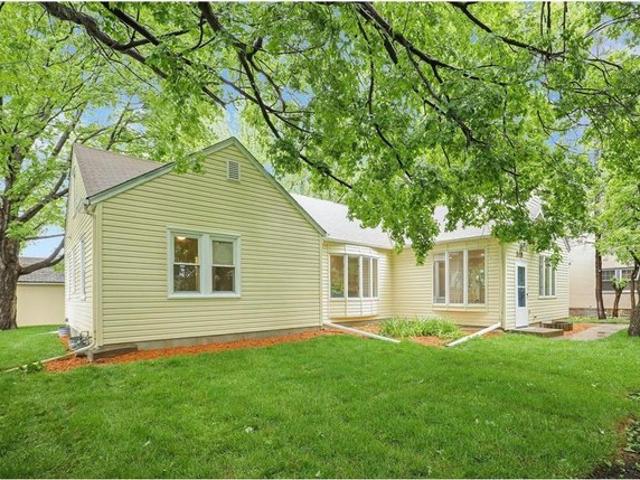 House for sale in Maple Plain, Minnesota