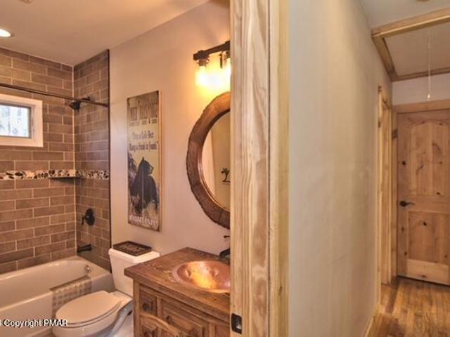 House for sale in Blakeslee, Pennsylvania