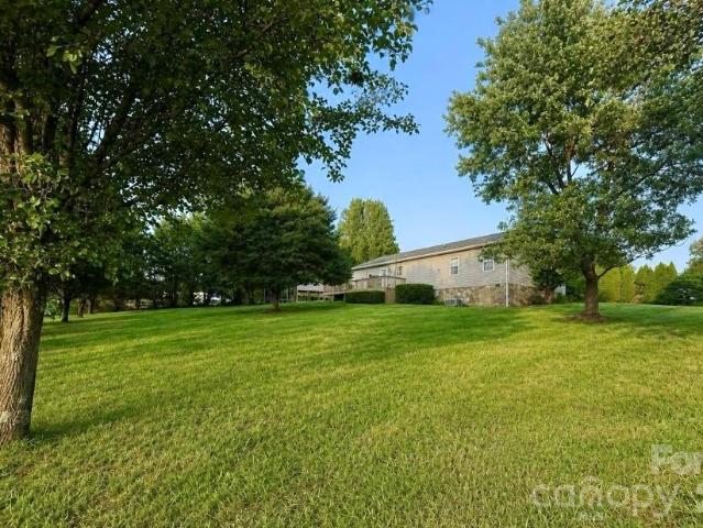 House for sale in Granite Falls, North Carolina