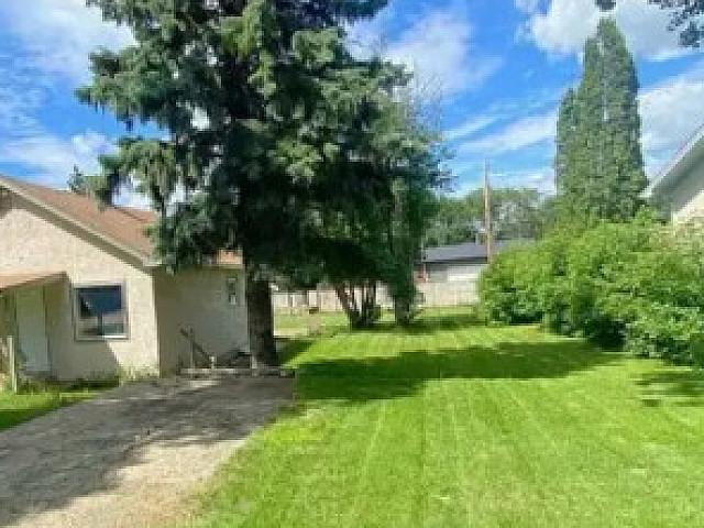 House for sale in Prince Albert, Saskatchewan
