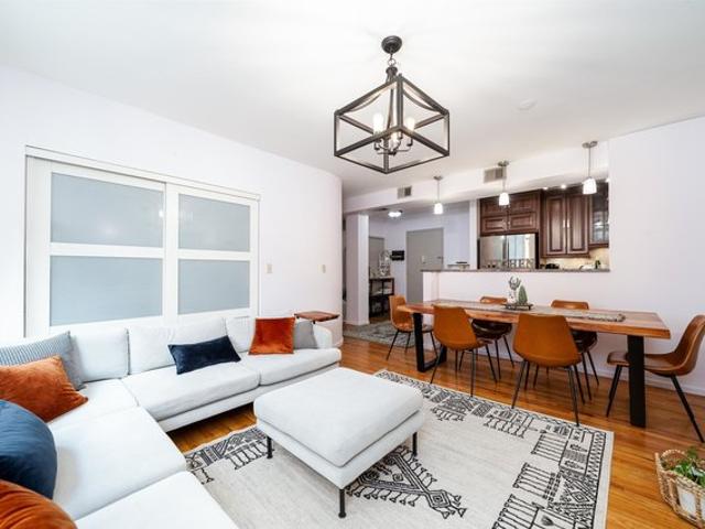 Condo for sale in Hudson, New Jersey