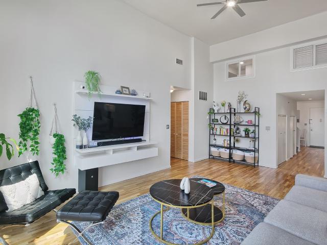 Condo for sale in Hudson, New Jersey