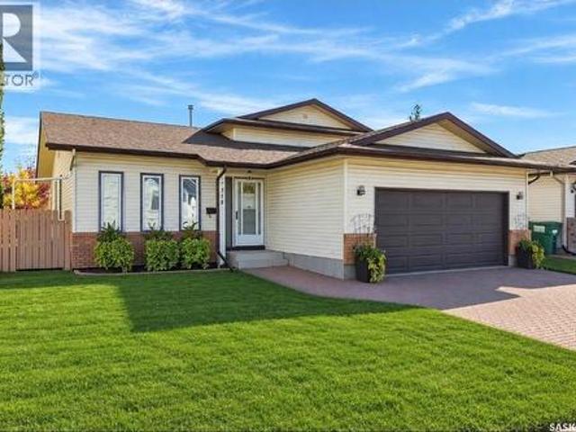 House for sale in Lakeridge, Saskatoon