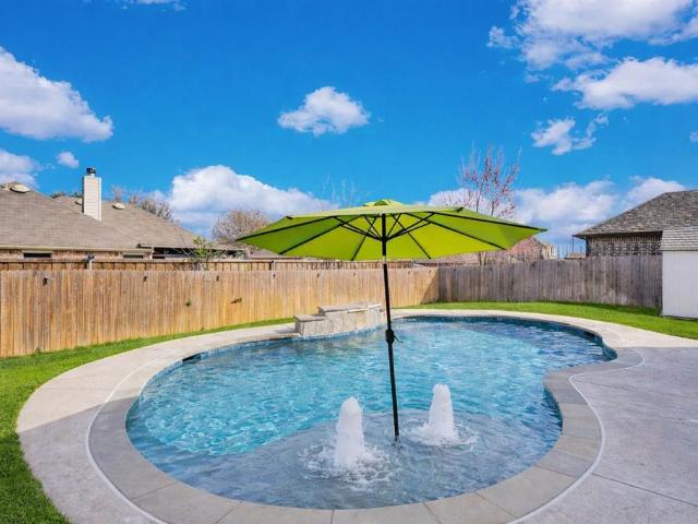 House for sale in Ellis, Texas