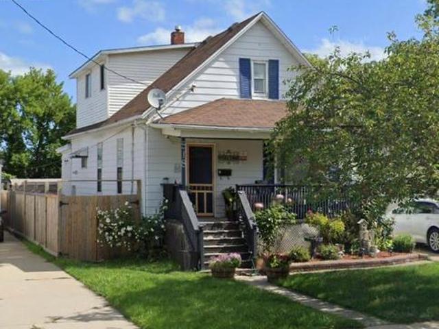 House for sale in Brights Grove, Ontario