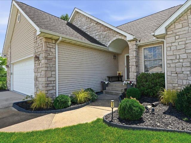 House for sale in Demotte, Indiana