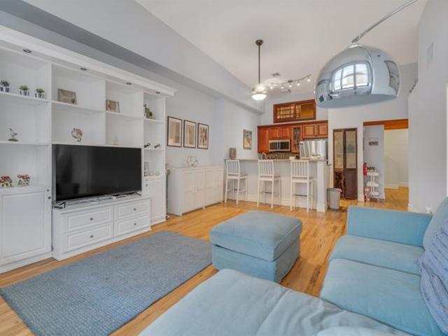 Condo for sale in Hudson, New Jersey