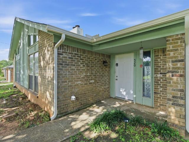 House for sale in Arlington, Texas