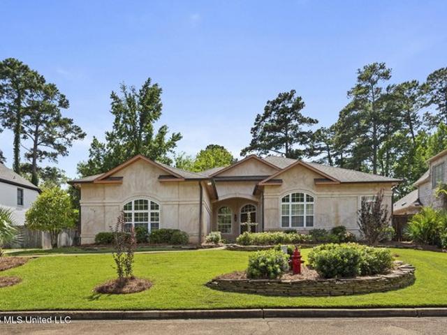 House for sale in Ridgeland, Mississippi