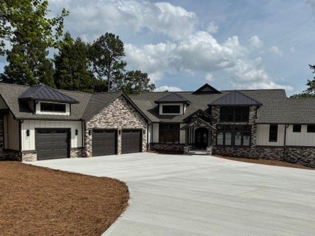 House for sale in West Union, South Carolina