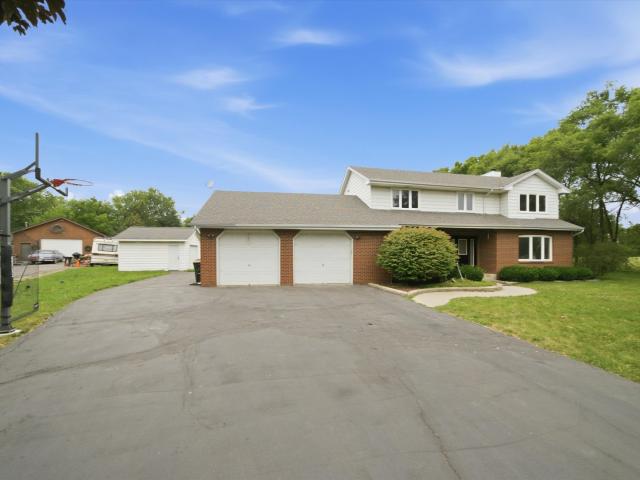 House for sale in Winthrop Harbor, Illinois