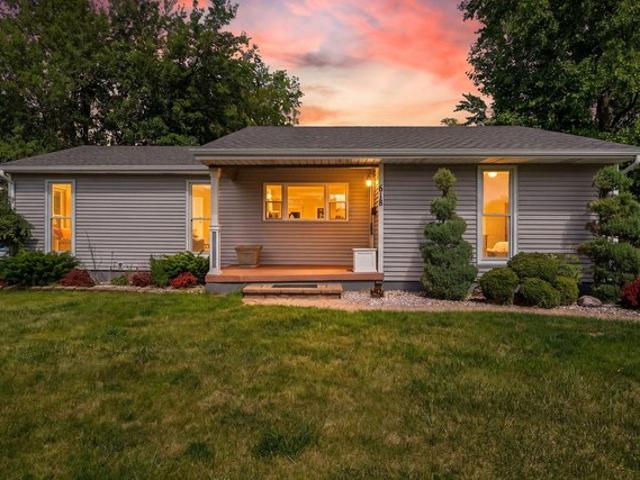 House for sale in Crown Point, Indiana