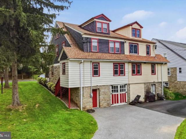 Townhouse for sale in Media, Delaware County