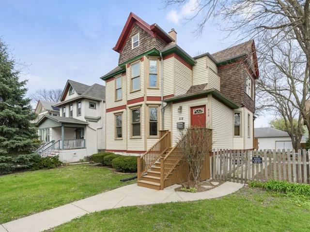 House for sale in Oak Park, Illinois