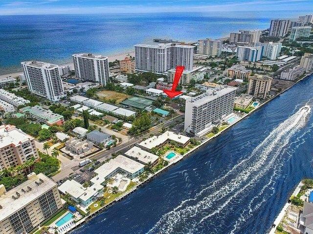 House for sale in Pompano Beach, Florida