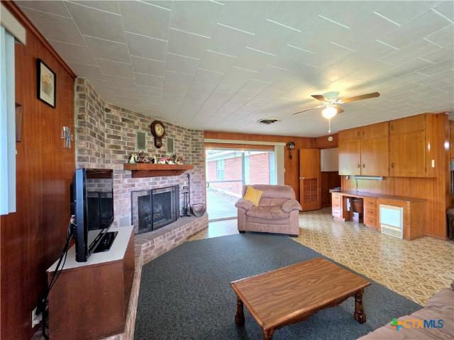 House for sale in Goliad, Texas