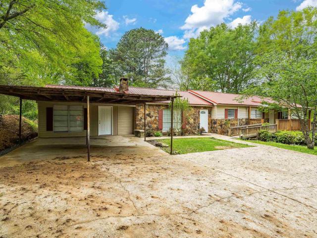 House for sale in Sumiton, Alabama