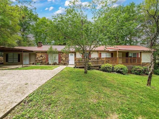 House for sale in Sumiton, Alabama