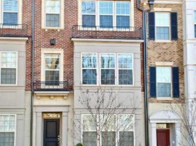 Townhouse for sale in Oxon Hill, Maryland