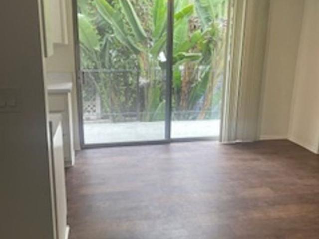Apartment for rent in Santa Monica, California