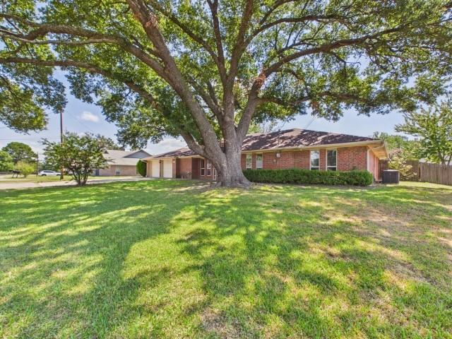 House for sale in Chandler, Henderson County