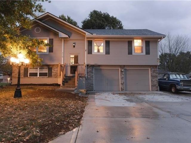 House for sale in Grain Valley, Missouri