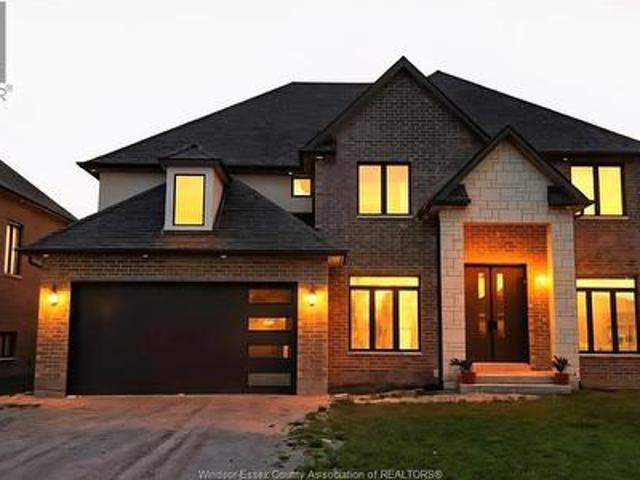 House for sale in Lakeshore, Ontario