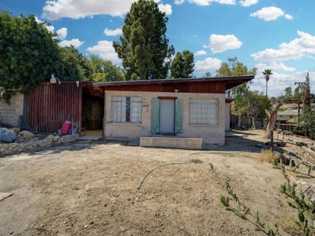 House for sale in Taft Heights, Taft