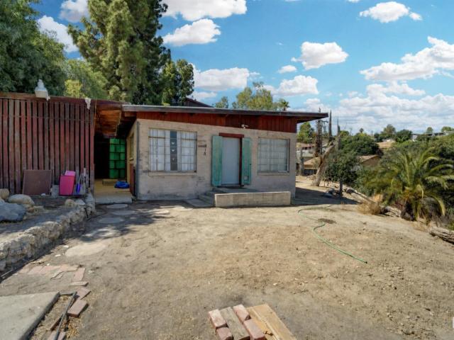 House for sale in Taft Heights, Taft