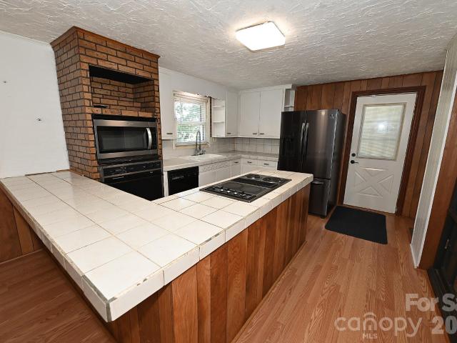 House for sale in Granite Falls, North Carolina