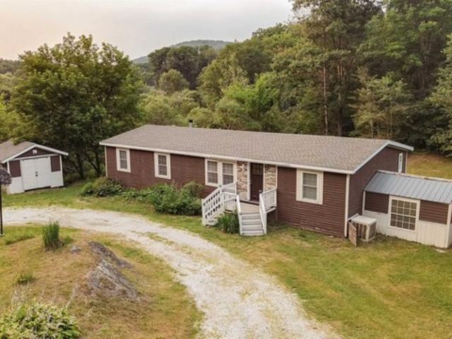 House for sale in Pittsford, Vermont