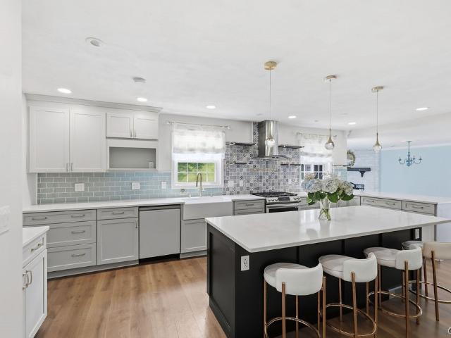 House for sale in Jamesville, New York