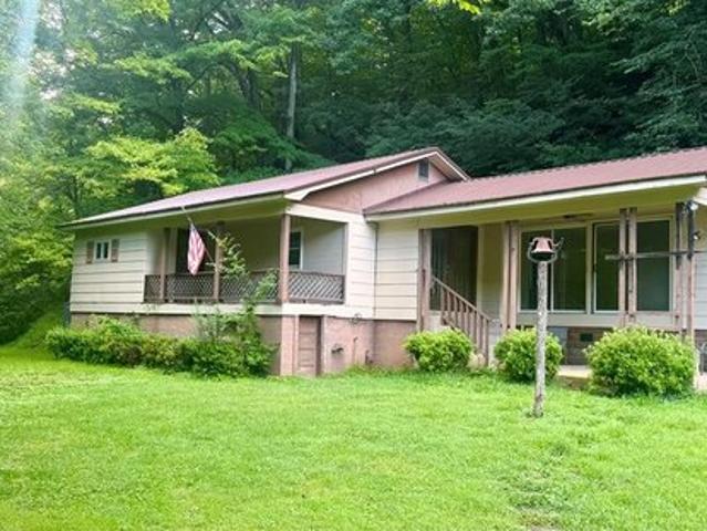 House for sale in Mousie, Kentucky