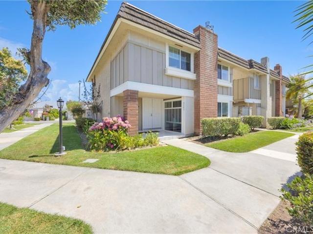 House for sale in Midway City, California