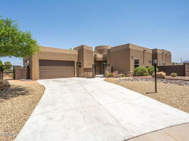House for sale in Dona Ana, New Mexico