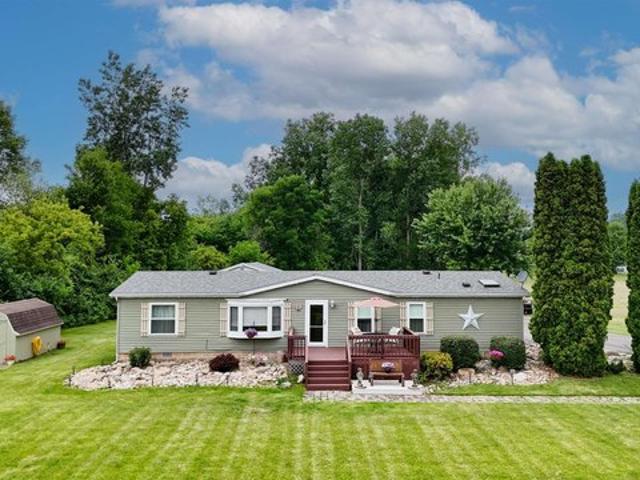 House for sale in Columbia City, Indiana