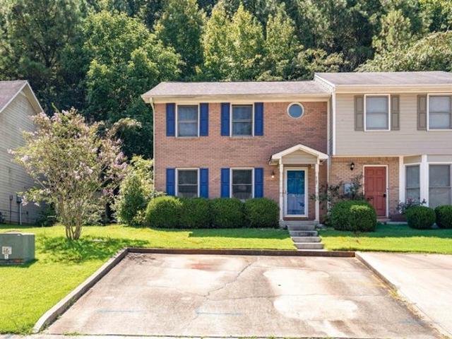 Townhouse for sale in Birmingham, Alabama