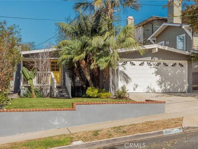 House for sale in Tree Section, Manhattan Beach